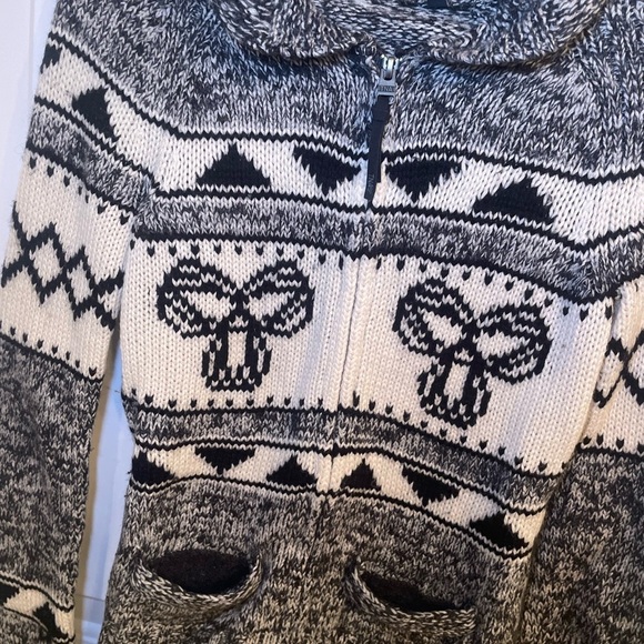 ARITZIA TNA Cowichan Lambswool Knit Cardigan Sweater with Zipper - Picture 2 of 4